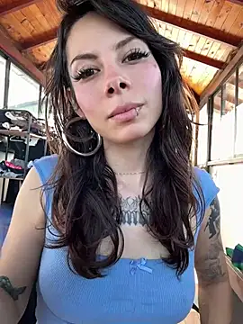 Isalove99 online show from June 11, 1:53 pm