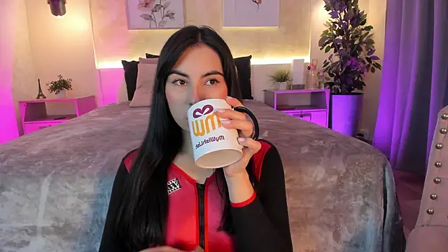 IsabellaSweet   online show from March 6, 3:47 am