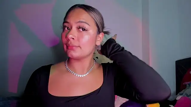 Kylievoos online show from March 6, 1:13 am