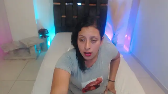 Barbara D Valencia online show from February 20, 12:49 pm