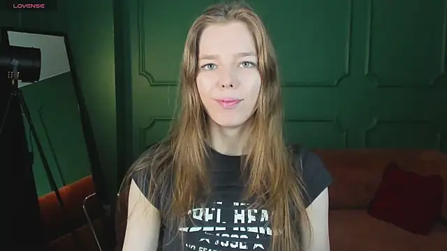  Tina Tayllor  online show from February 27, 9:37 pm