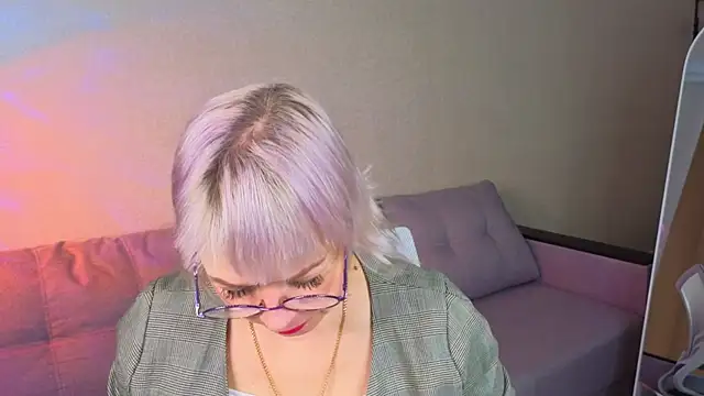 Ann Annise online show from February 20, 9:54 am