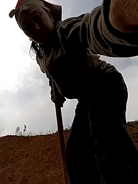 Ami-su online show from February 27, 3:39 am