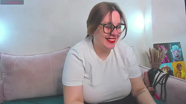 Snapshot of Valery_Grand chatting on March 5, 9:05 am Valery Grand online show from March 5, 9:05 am