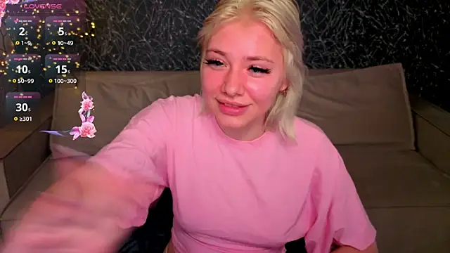Snapshot of Kate_Krose chatting on June 26, 12:59 am Kate Krose online show from June 26, 12:59 am