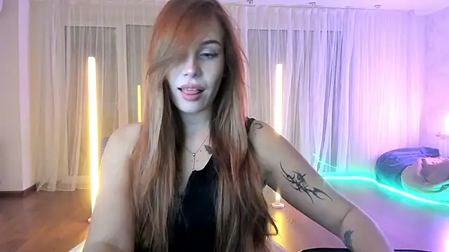 kelly love 222 online show from June 9, 7:47 pm