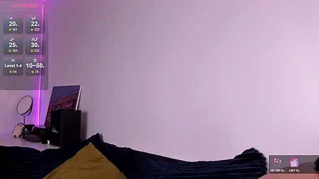 miabellee  online show from March 1, 4:09 pm