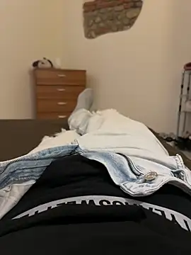 Snapshot of MarkoCum93 chatting on March 26, 12:00 pm MarkoCum93 online show from March 26, 12:00 pm