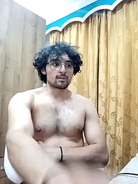 Apolo Men online show from March 12, 4:40 am