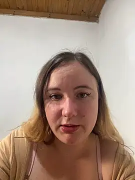 Snapshot of tuzorra99 chatting on May 24, 7:30 pm tuzorra99 online show from May 24, 7:30 pm