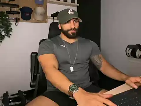 SamDornan51 online show from February 5, 1:32 am