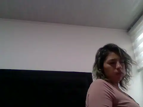 Ambar Cortes online show from March 4, 6:14 pm