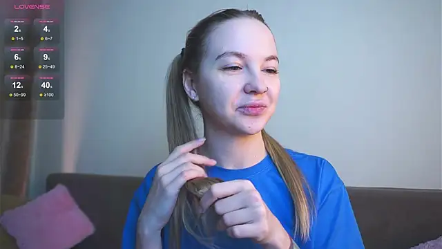 AricaPetties online show from February 21, 8:10 pm