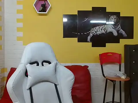 Snapshot of chacorta_ chatting on May 7, 1:22 am chacorta online show from May 7, 1:22 am