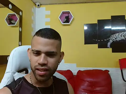 Snapshot of chacorta_ chatting on May 23, 12:31 pm chacorta online show from May 23, 12:31 pm