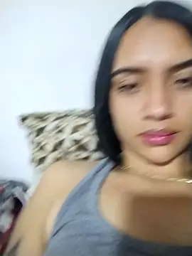 Snapshot of cynliu chatting on April 20, 4:48 am cynliu online show from April 20, 4:48 am