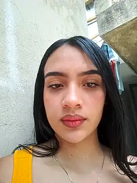 Snapshot of cynliu chatting on April 24, 4:53 pm cynliu online show from April 24, 4:53 pm