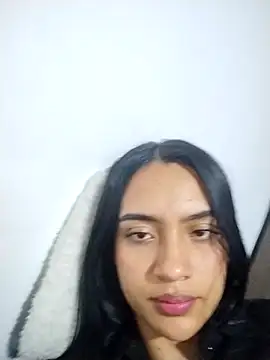 Snapshot of cynliu chatting on May 1, 12:15 am cynliu online show from May 1, 12:15 am