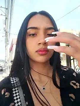 Snapshot of cynliu chatting on May 6, 7:30 pm cynliu online show from May 6, 7:30 pm