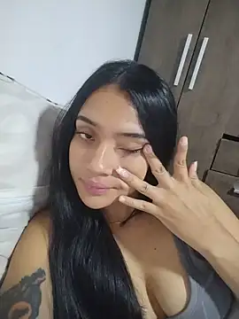 Snapshot of cynliu chatting on May 14, 6:53 am cynliu online show from May 14, 6:53 am