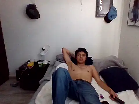 polixteo online show from February 21, 8:43 pm