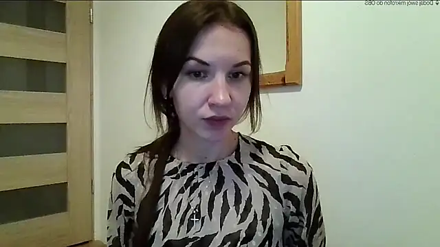 Snapshot of JuliaLovely chatting on May 10, 6:35 pm JuliaLovely online show from May 10, 6:35 pm