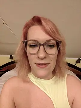 Snapshot of PolomaAndBobo chatting on March 11, 9:10 pm PolomaAndBobo online show from March 11, 9:10 pm