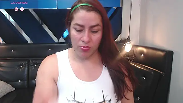 Snapshot of Alison-mar chatting on May 29, 7:34 pm Alison-mar online show from May 29, 7:34 pm