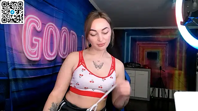 Snapshot of Vellora_ chatting on May 20, 9:37 am Vellora online show from May 20, 9:37 am