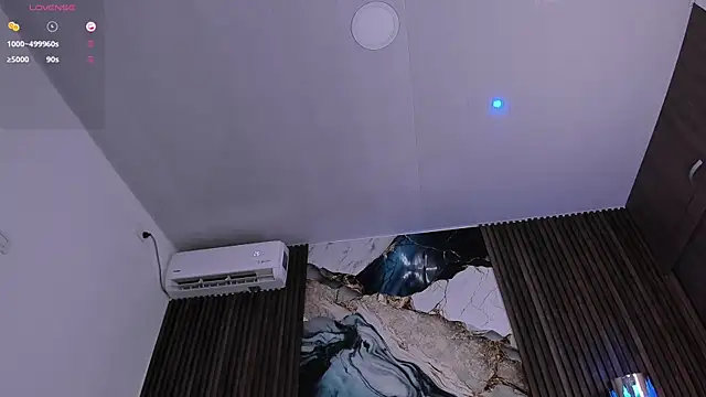 Snapshot of trisstann_ chatting on July 31, 12:54 am trisstann online show from July 31, 12:54 am