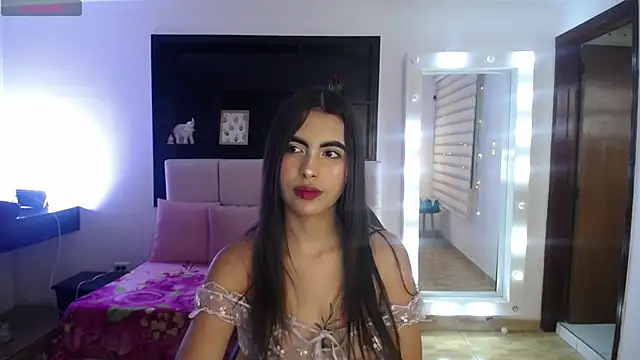 Perla lovely  online show from February 19, 8:05 pm