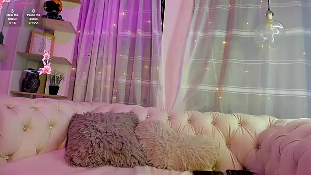 Sweet bellaa  online show from July 22, 3:53 am