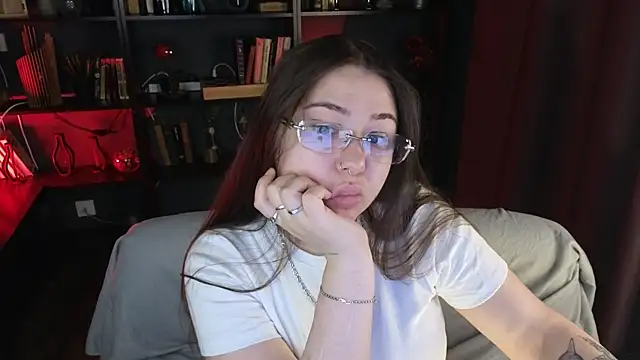 vanessaparadiza online show from July 12, 1:24 pm