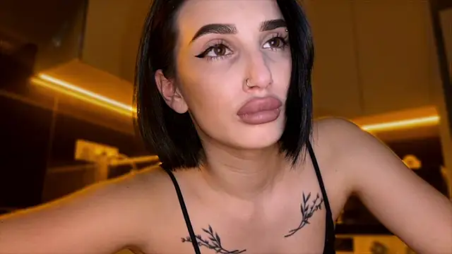 BlackFox V online show from March 15, 7:20 pm