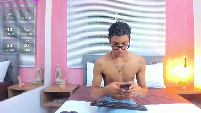 Snapshot of drako18_ chatting on May 10, 3:01 am drako18 online show from May 10, 3:01 am