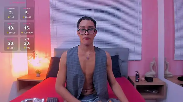 Snapshot of drako18_ chatting on June 6, 3:22 am drako18 online show from June 6, 3:22 am