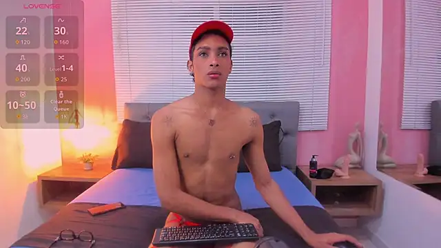 Snapshot of drako18_ chatting on June 14, 3:41 am drako18 online show from June 14, 3:41 am
