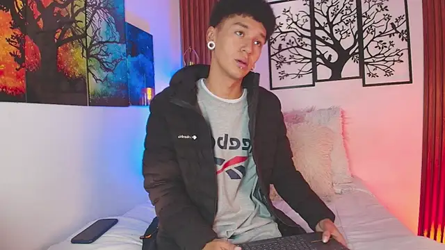 David Banks  online show from February 9, 12:31 pm