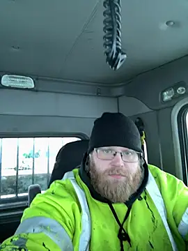 Snapshot of arcticman103 chatting on February 2, 12:20 am arcticman103 online show from February 2, 12:20 am