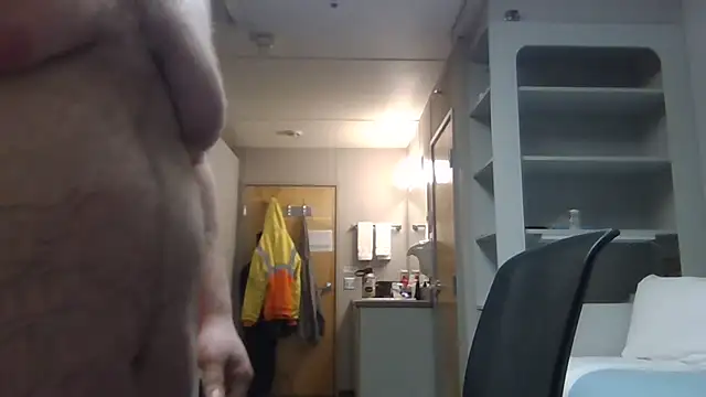 Snapshot of arcticman103 chatting on March 11, 4:02 pm arcticman103 online show from March 11, 4:02 pm