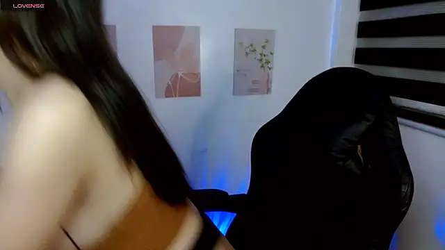 Snapshot of -SugarBengbeng- chatting on April 10, 10:36 pm -SugarBengbeng- online show from April 10, 10:36 pm