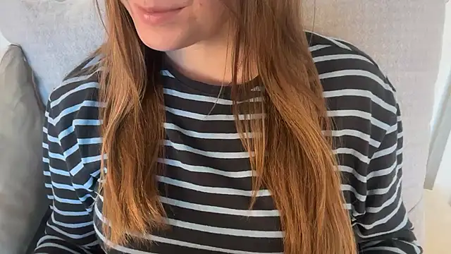 Lucyschickt online show from June 7, 6:22 pm