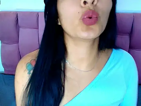 Melannyy   online show from June 9, 4:24 am