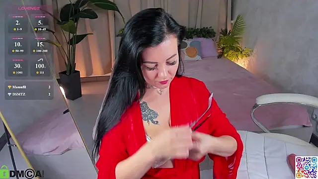 Snapshot of Monika_Martinezz chatting on July 25, 4:10 am Monika Martinezz online show from July 25, 4:10 am