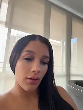 Samantha Mont online show from July 18, 6:01 pm