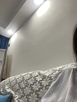 Youyou 12 online show from February 14, 6:59 pm