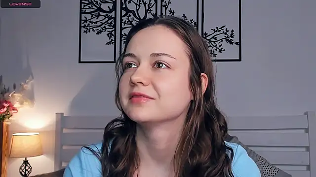 MalvinaTrafford online show from February 18, 9:00 pm