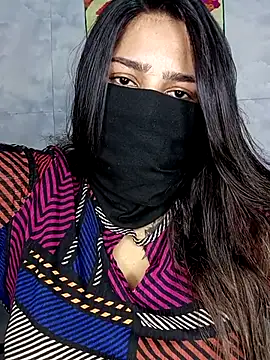 Cute G online show from May 2, 8:03 pm