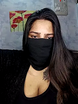Cute G online show from May 4, 7:32 pm
