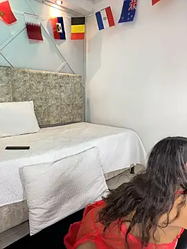 Snapshot of amara_queen_ chatting on June 24, 12:26 pm amara queen online show from June 24, 12:26 pm